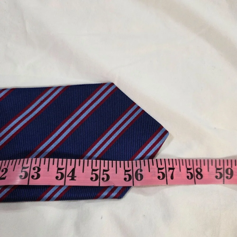 Brooks Brothers Silk REPP Stripe Necktie Blue Red Lined Pattern Woven in England